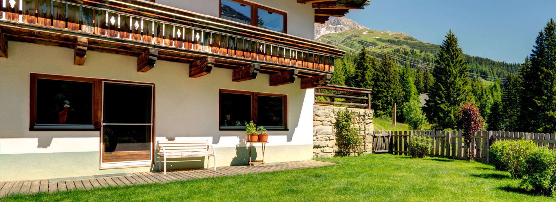 Garten im Haus Sattelkopf in St. Anton