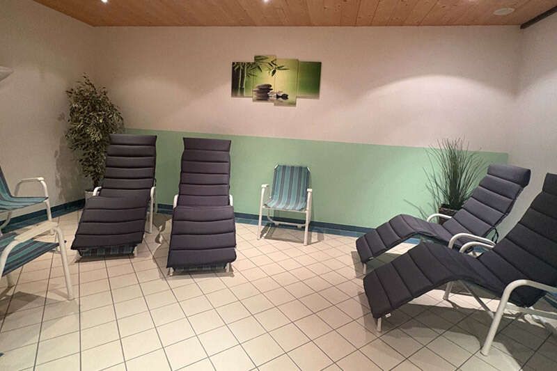 Relaxation room with loungers